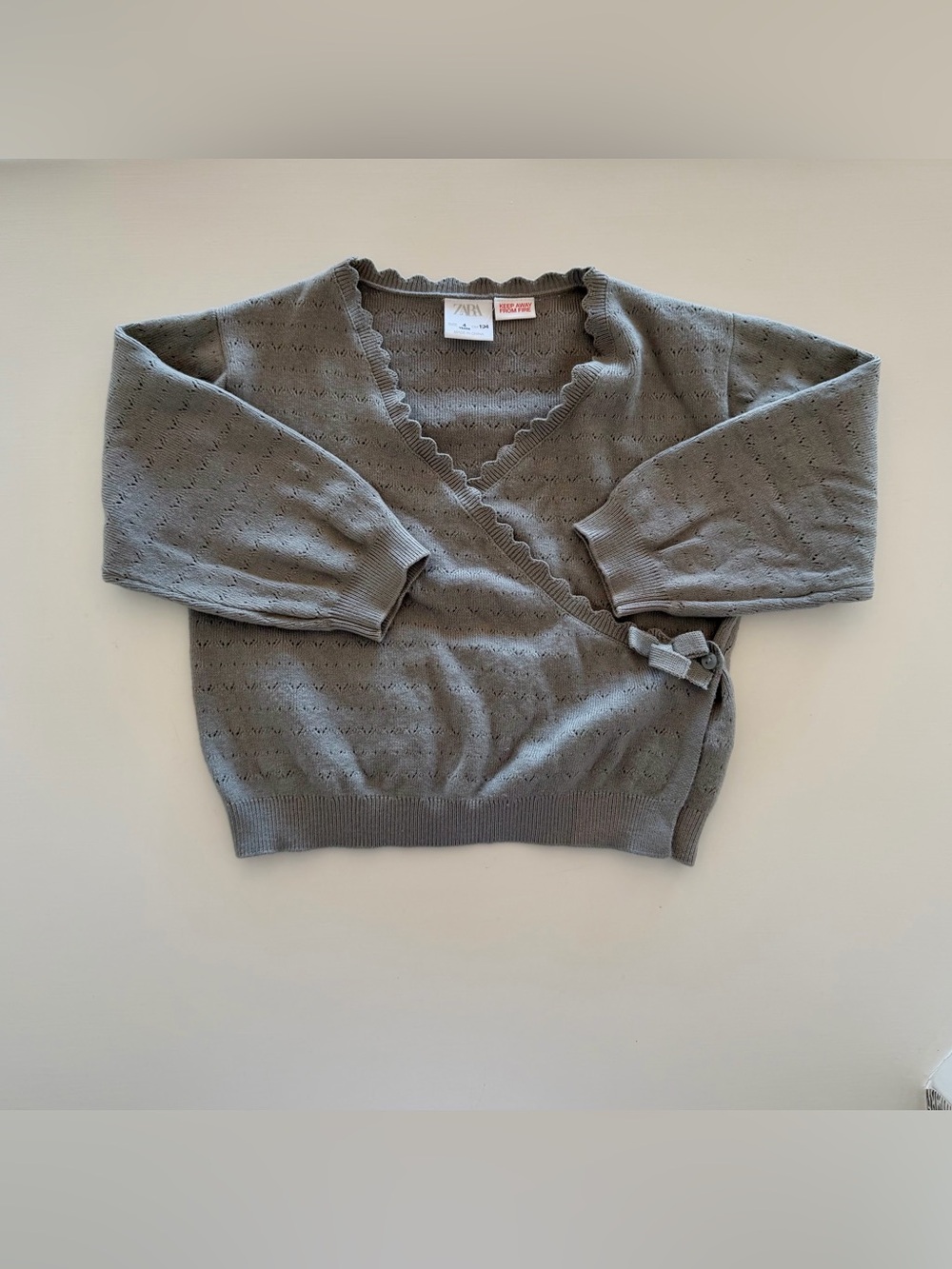 Zara Girls Pointelle Wrap Cardigan Sweater Gray Size 4T (104) EUC